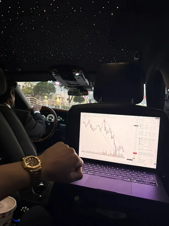 Live on the chart